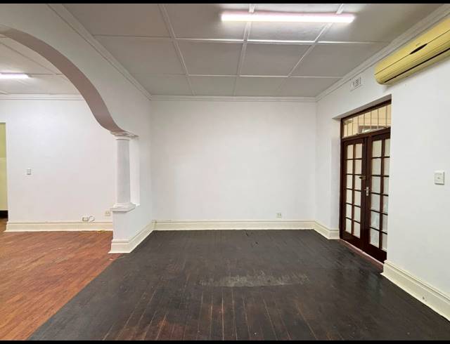 140M² OFFICE TO LET IN MORNINGSIDE